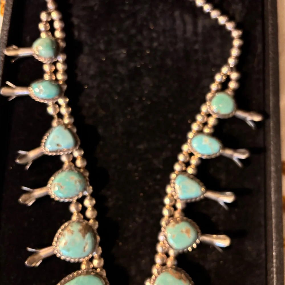 Turquoise and Silver Women's Necklace - Picture 4 of 9